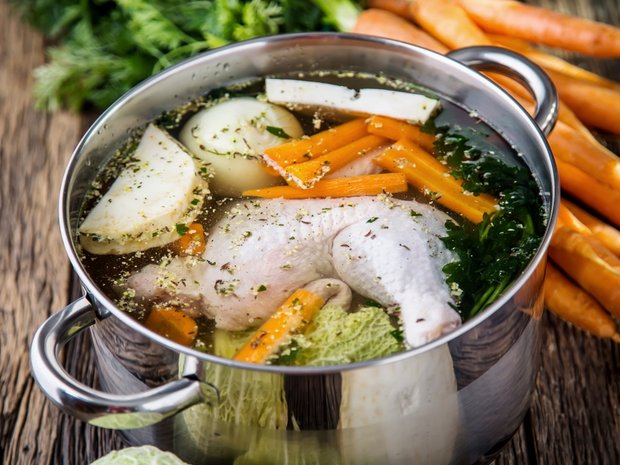 Low-Sodium Chicken Broth